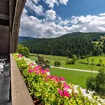 Ferienglueck By Interhome *